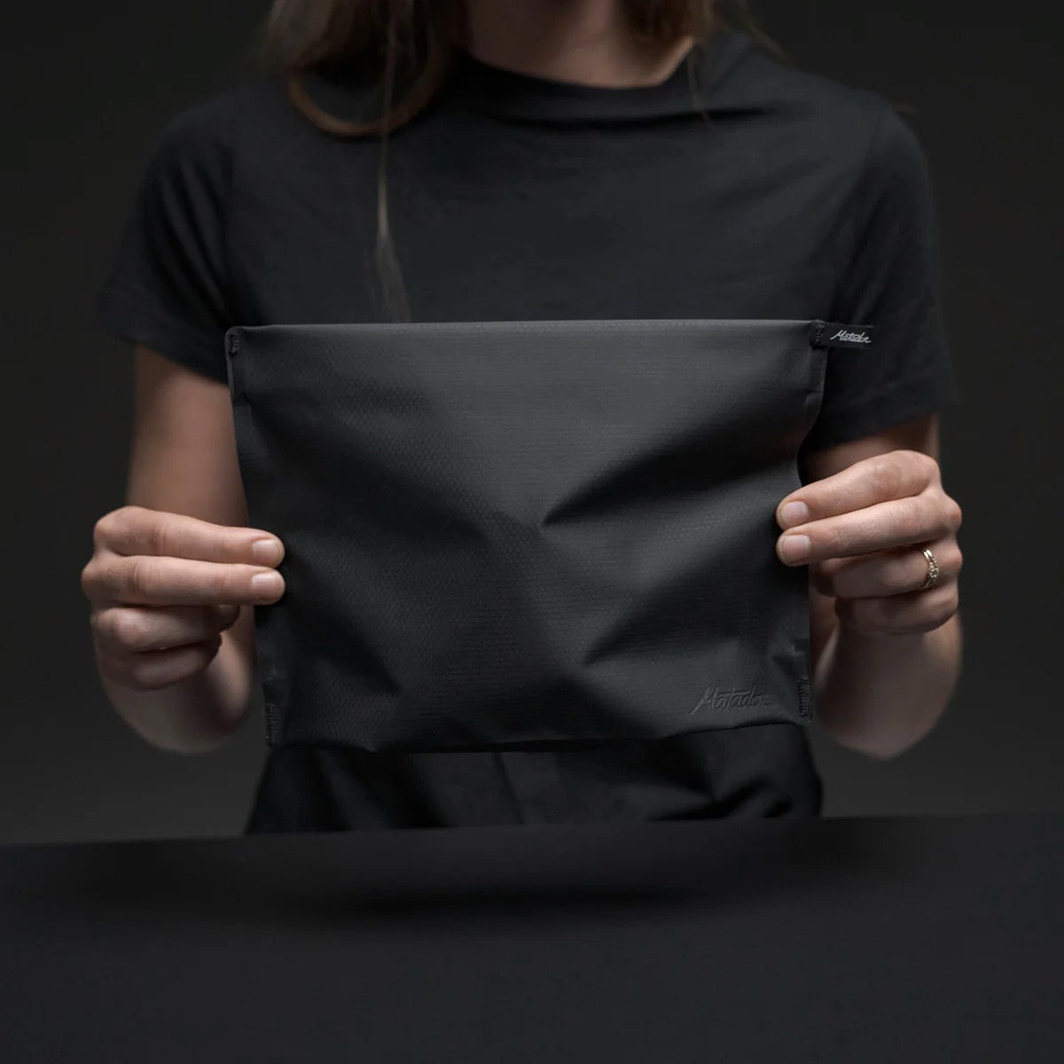 FlatPak Zipper Wash Bag (Charcoal)