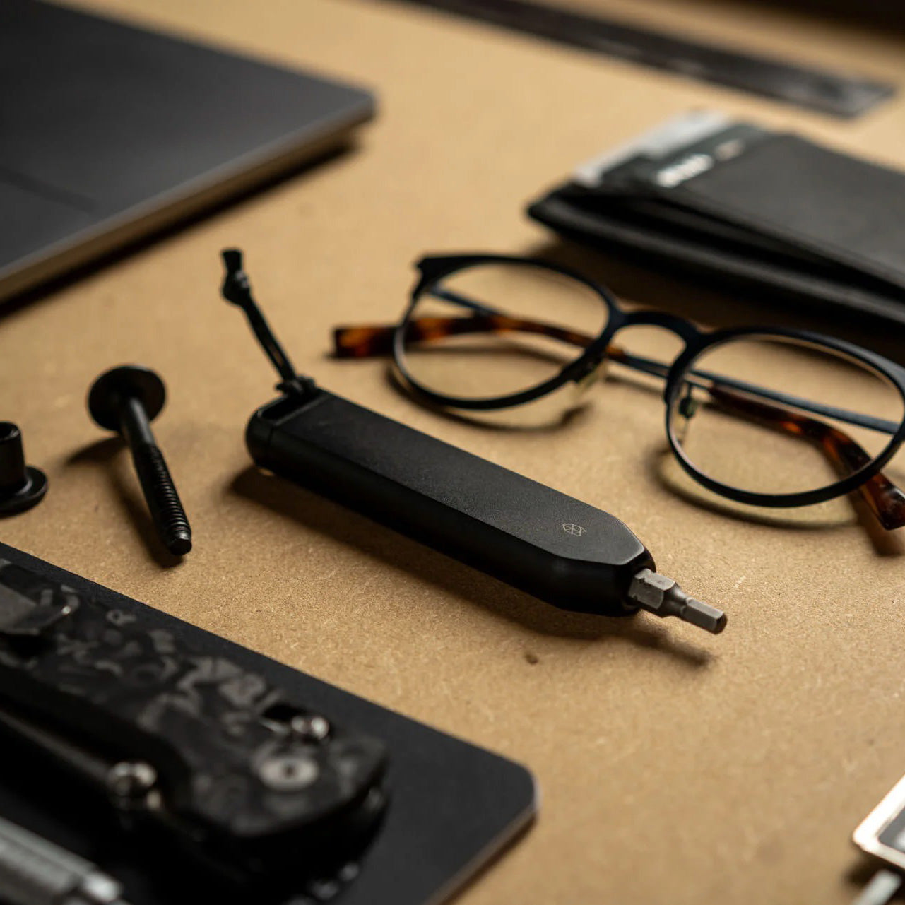 The Warrick Screwdriver Set (Coyote Tan)