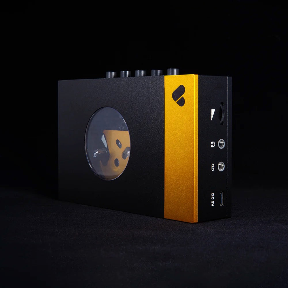 Bluetooth Cassette Player (Amy) + Headphones