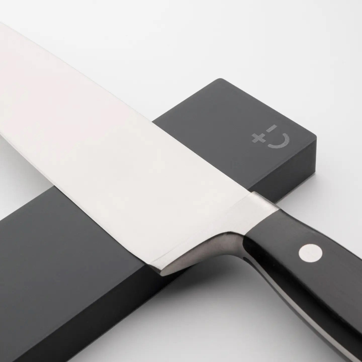 Magnetic Knife Rack (Grey Silicone)
