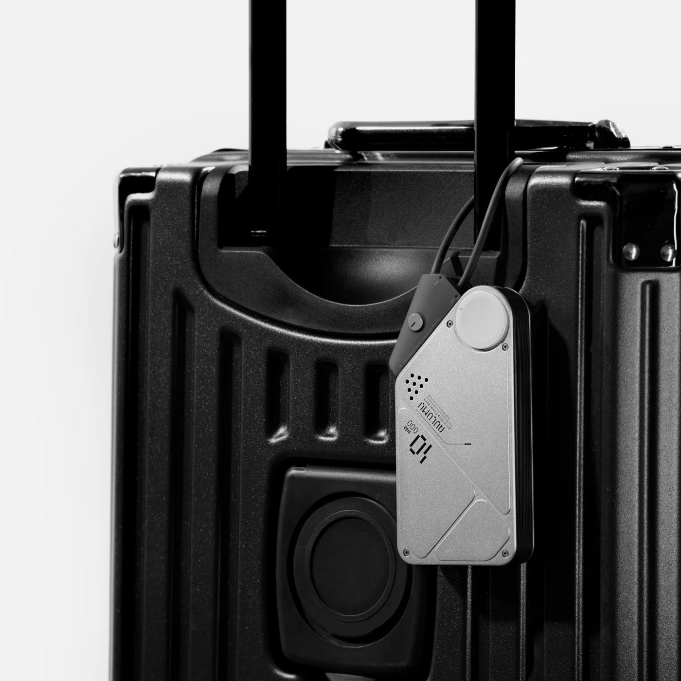 M10 Multi-Device Wireless Power Bank