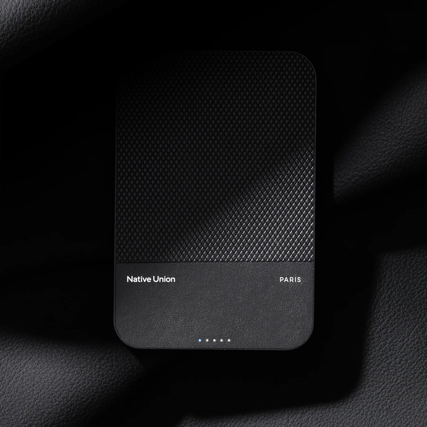 (Re)Classic Magnetic Power Bank