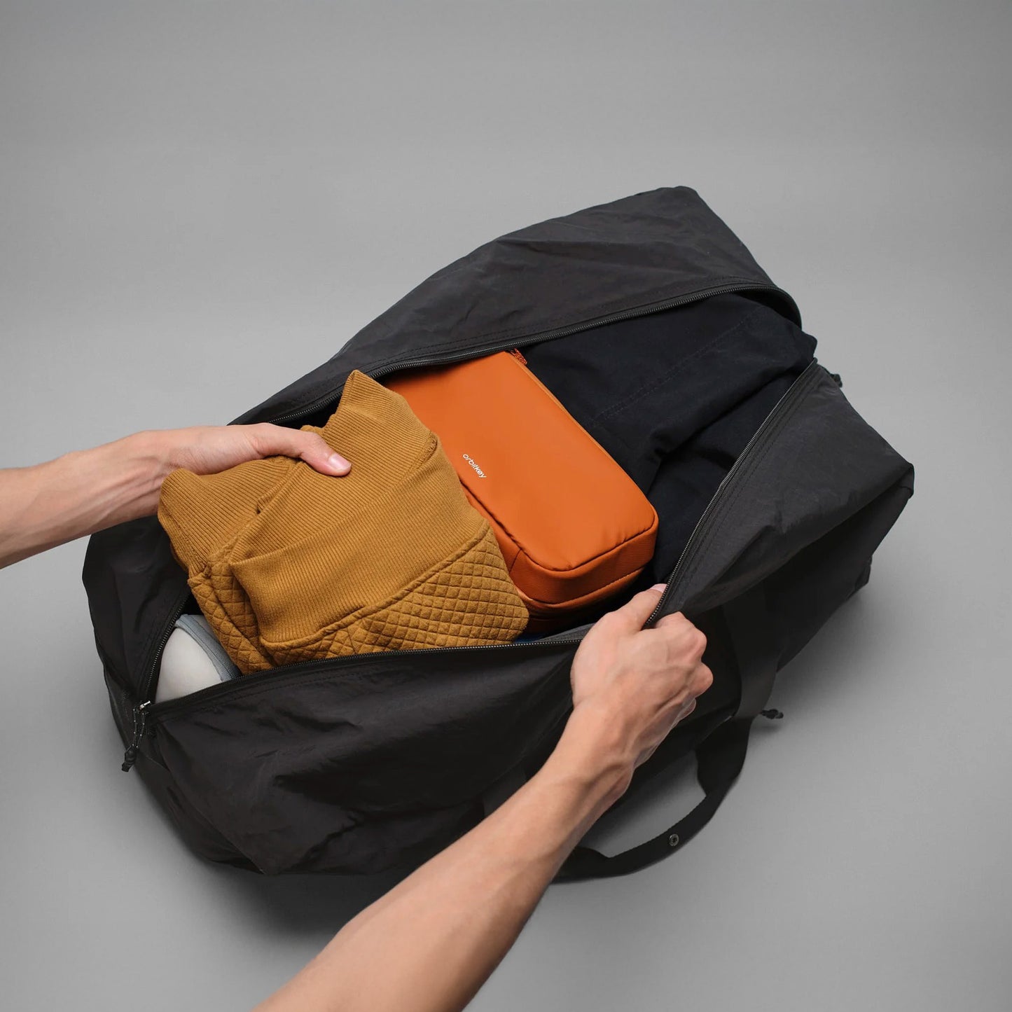 Foldable Duffel Bag (Black)