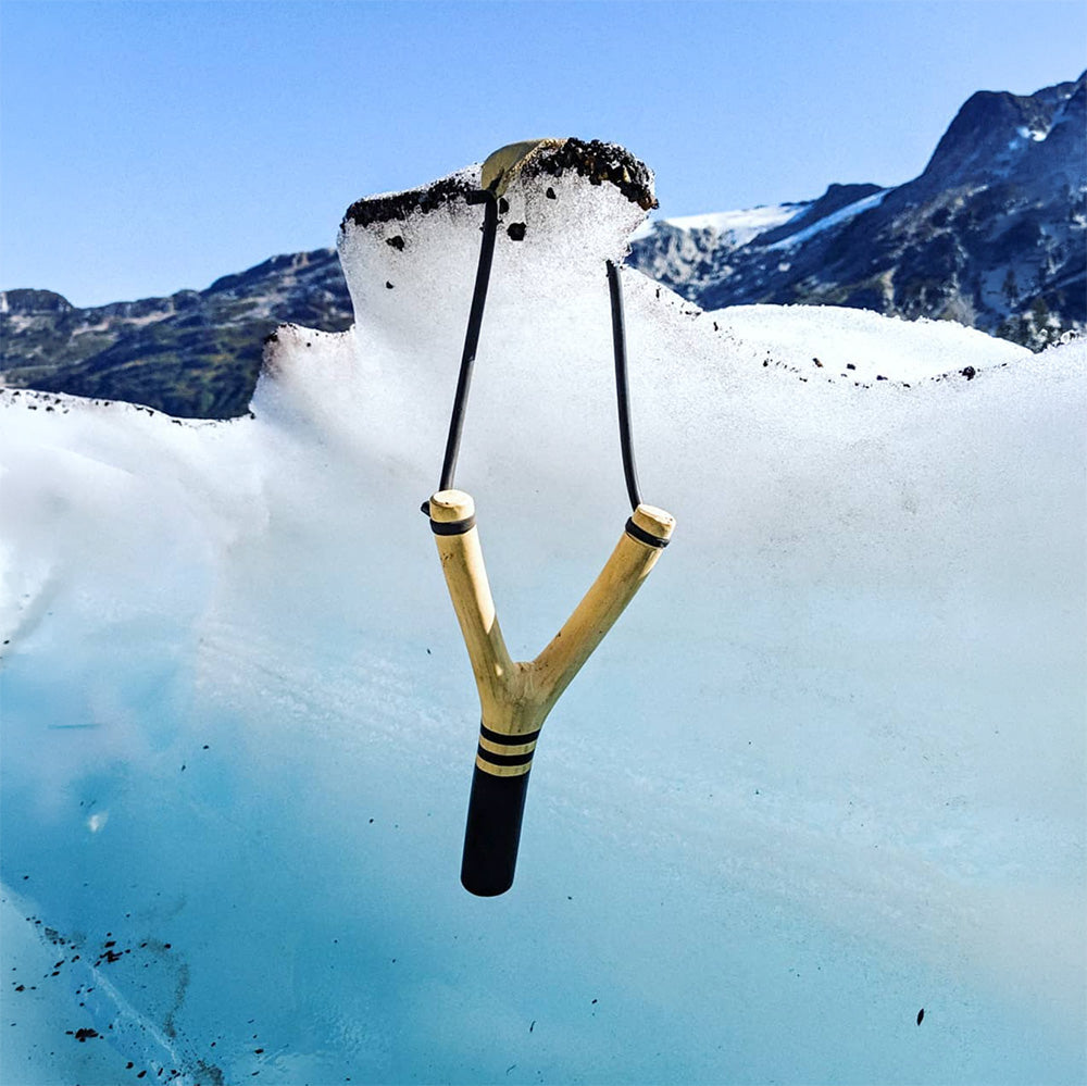Traditional Slingshot (Black)
