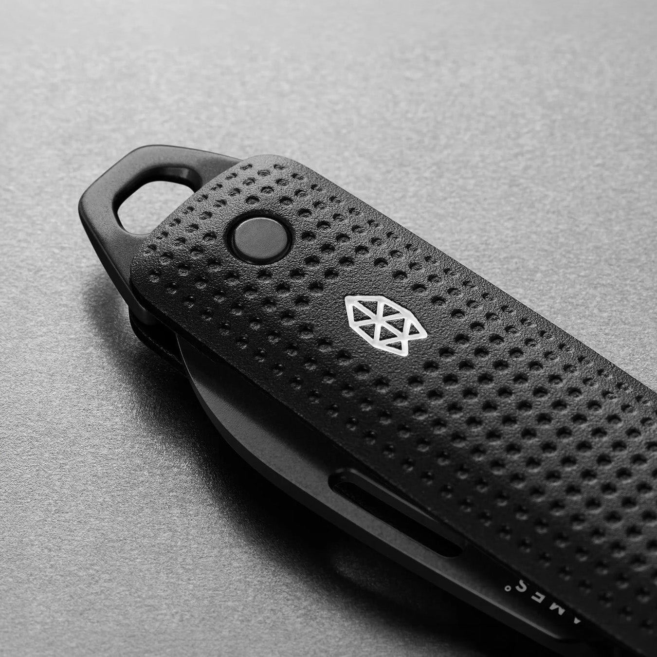 The Elko (Black + Black)