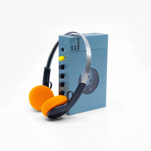 Bluetooth Cassette Player (Kurt) + Headphones