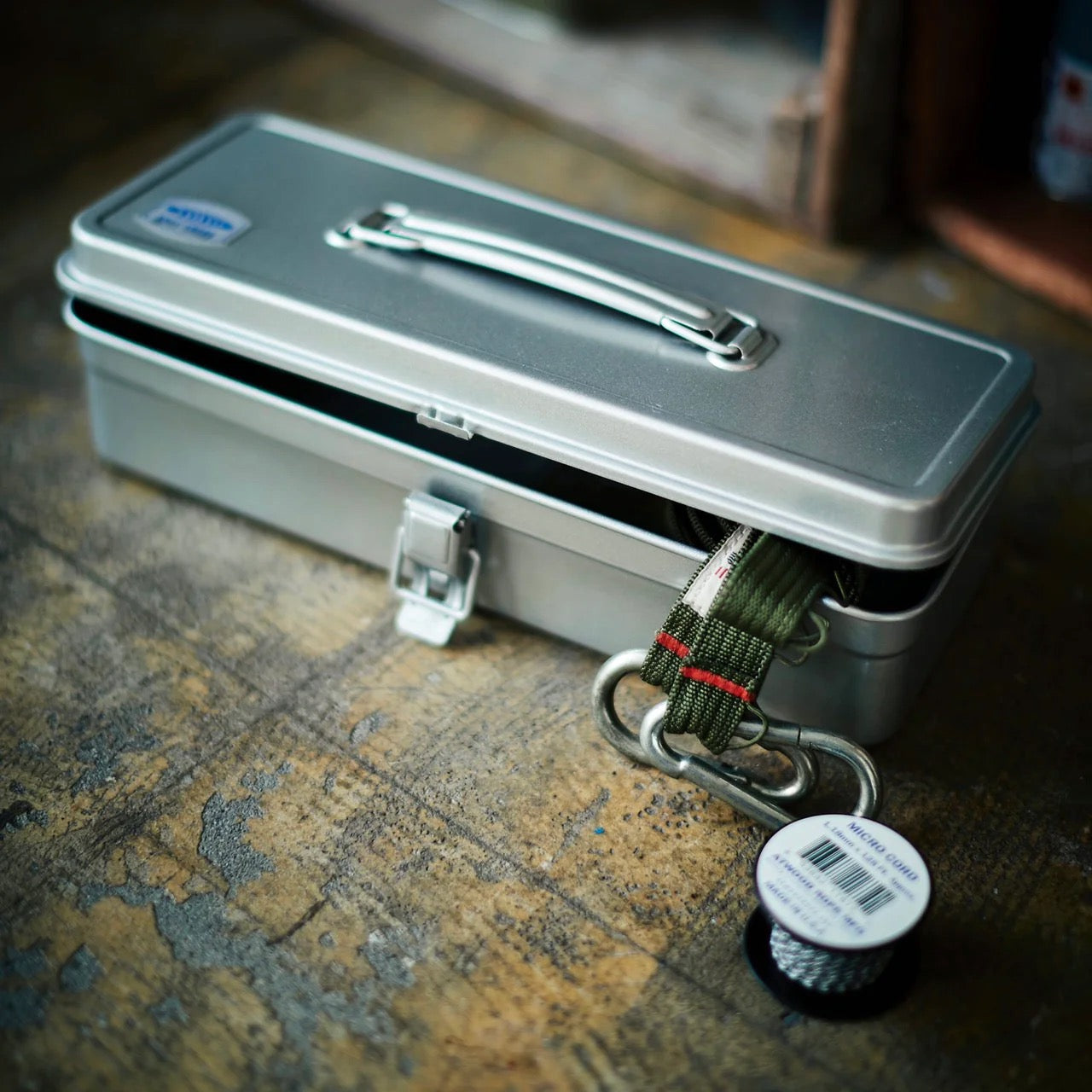 T-320 Trunk Shaped Toolbox (Silver)